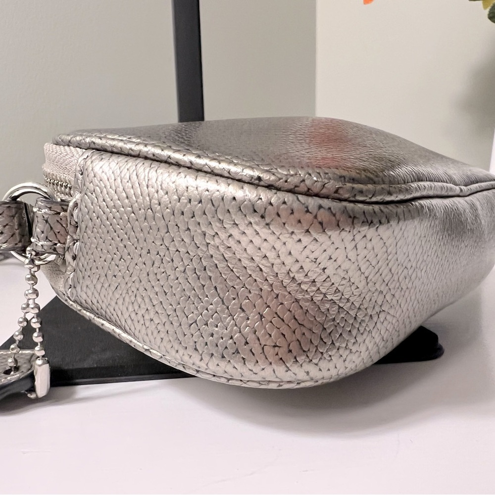 Coach Metallic Silver Leather Mini Crossbody Bag with Turnlock Bow Detail - Picture 7 of 12